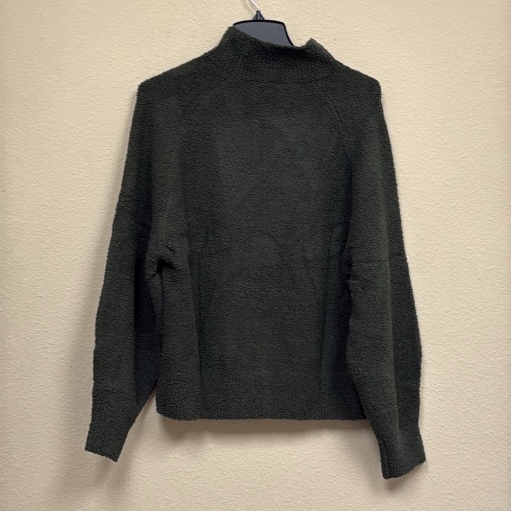 HELLO NITE OVERSIZED MOCK NECK SWEATER IN HUNTER GREEN - L - Picture 2 of 4